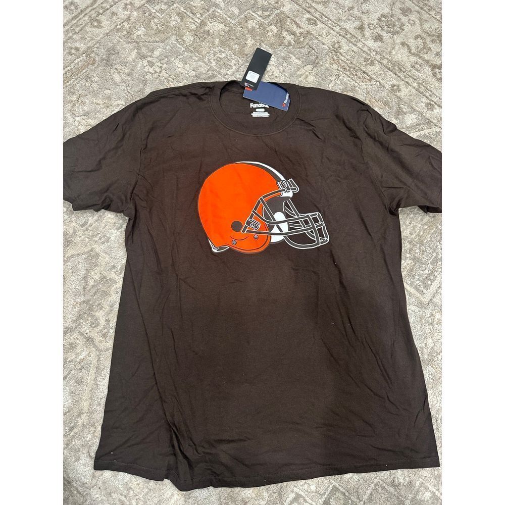 Cleveland brown t shirt XL nwt‎